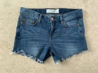 Jeans Shorts Hot Pants Kurze Hose Gr.28 Rheinland-Pfalz - Großmaischeid Vorschau