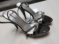 Schöne high Heel Sandalette gr. 40 Niedersachsen - Stadtoldendorf Vorschau