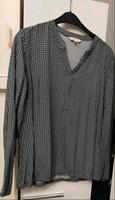 Bluse mit dunkelblauem Muster Schleswig-Holstein - Reinbek Vorschau