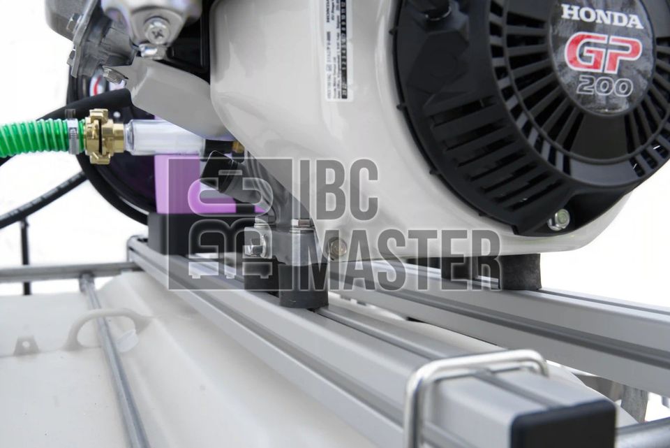 mobiler Hochdruckreiniger auf IBC Container - 200bar, HONDA GP200 in Senden