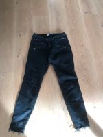 Zara Jeans Damenjeans schwarz 40 Essen - Essen-Werden Vorschau