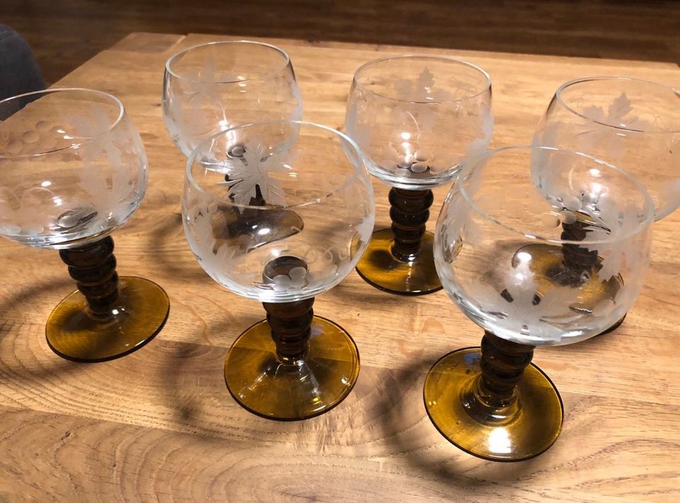6 Römer Gläser Glas Weinglas Weingläser geschliffen Braun weiß in Celle