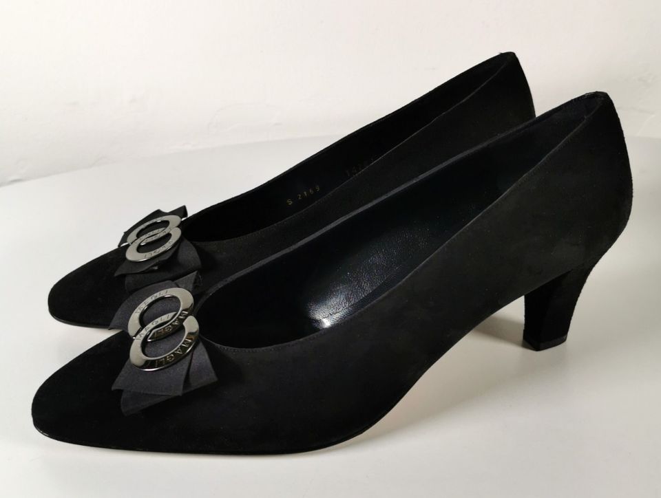 Vintage 80er Bruno Magli Pumps 41 Italien schwarz Wildleder neu in München