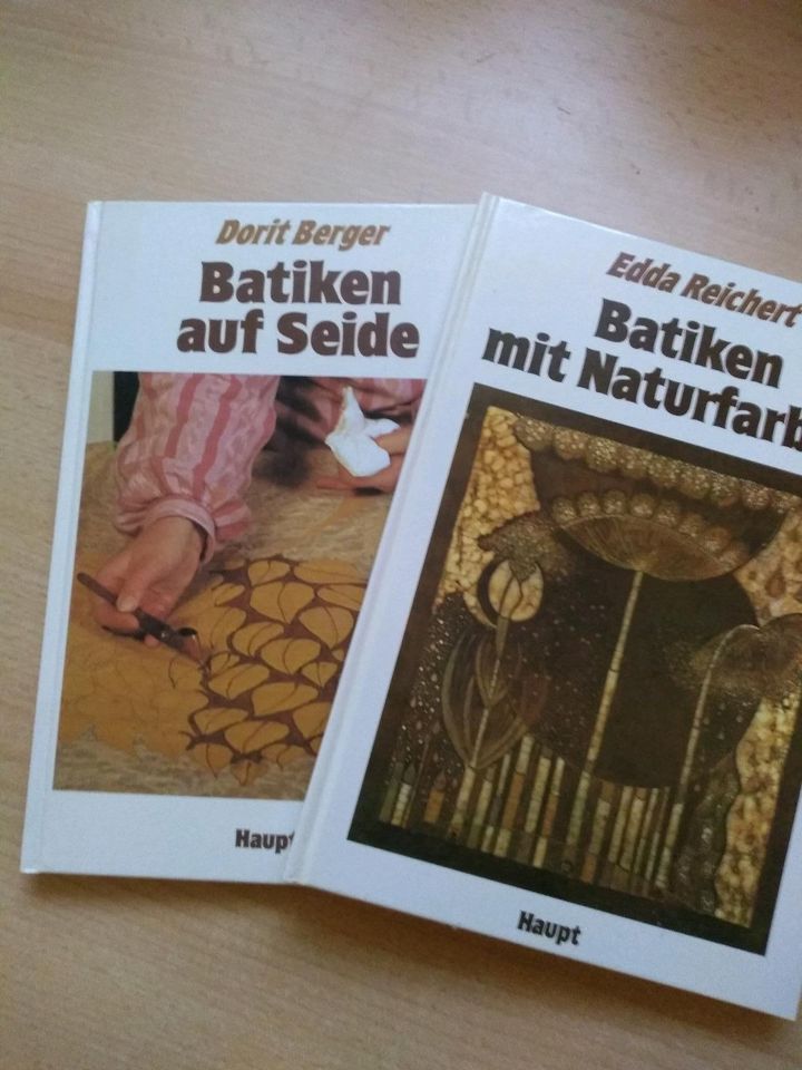 Batiken mit Naturfarben,batiken auf Seide,aus 1984/85 Berger, in Weißenburg in Bayern