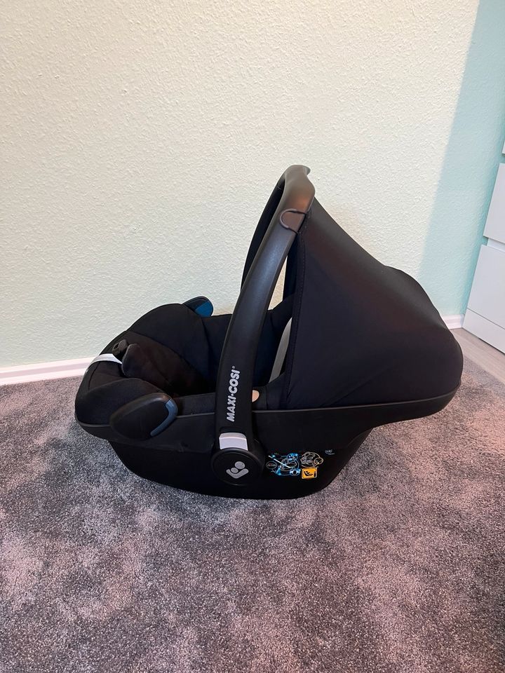 MAXI-COSI Babyschale Pebble PRO i-Size Essential Black in Aerzen