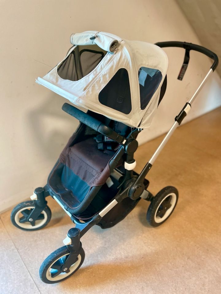 Boogaboo inkl. Babywanne & Regenschutz „Buffalo“ Kinderwagen in Berlin