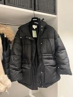 Winterjacke | Oversized Daunenjacke | Mit Gummizug | H&M | Neu Hessen - Eppstein Vorschau
