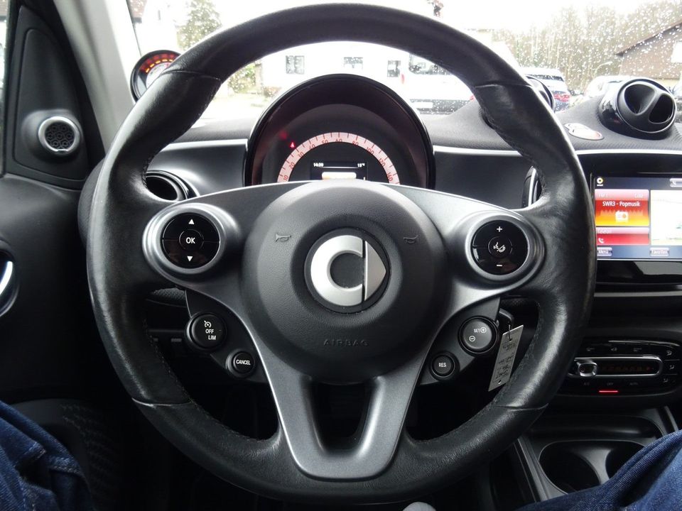 Smart ForTwo coupe electric drive / EQ Camera WKR uvm. in Sulzbach (Saar)