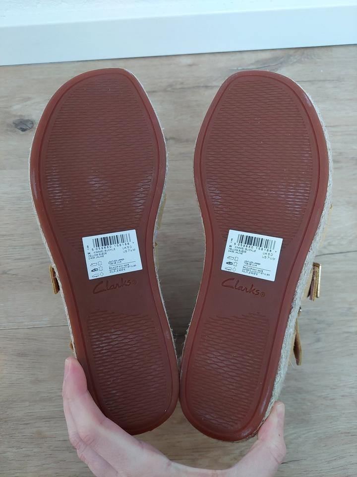 NEU Gelbe Sandalen Sandaletten Highheels von Clarks, Gr. 38 in Ergoldsbach