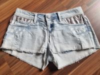 Hotpants kurze Jeans Damen, mit Aufdruck, Blind Date, S Kr. München - Höhenkirchen-Siegertsbrunn Vorschau