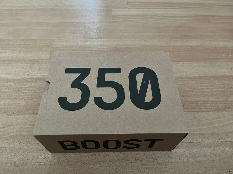 YEEZY - adidas Yeezy Boost 350 V2- Sesame EU 36 in Mülheim (Ruhr)