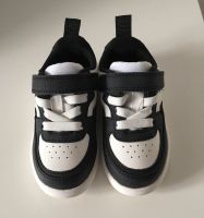 H&M Kinderschuhe Sneaker Gr 22 Obergiesing-Fasangarten - Obergiesing Vorschau