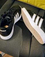 Neue Adidas Schuhe !!! Hessen - Gießen Vorschau