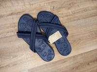 FlipFlops Badelatschen Strandschuhe Größe 41 Sachsen - Lößnitz Vorschau