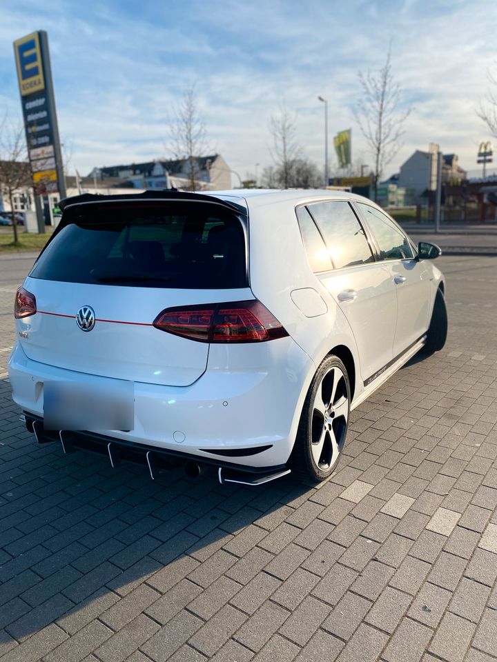 VW Golf 2.0 GTI Benzin in Chemnitz