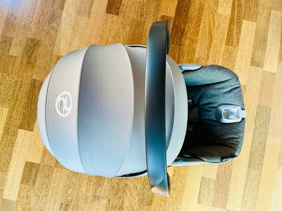 CYBEX Cloud Z i-Size Babyschale mit Liegefunktion in Mülheim (Ruhr)