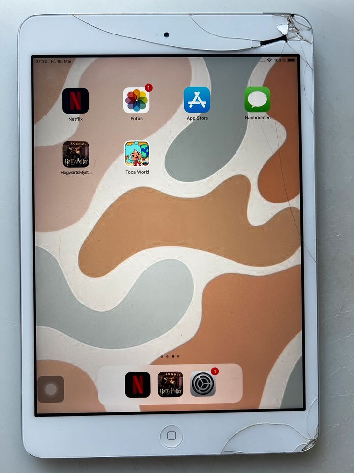 IPad mini 2, display schaden, weiss, 16GB in Hanstedt