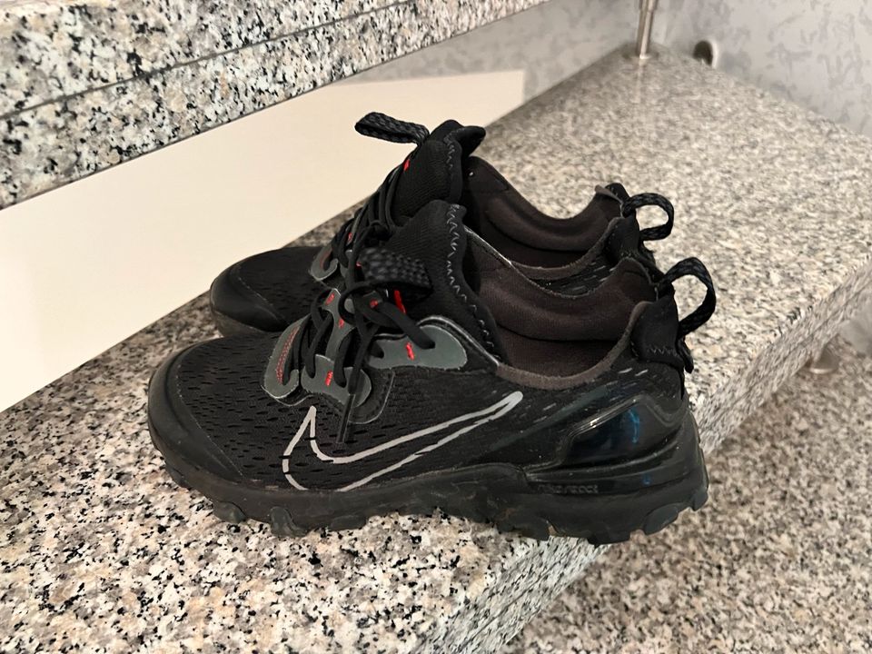 Nike react vision schwarz Gr 36,5 in Moers