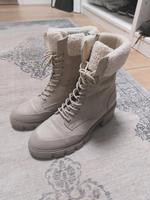 Boots Schuhe deichmann Größe 41 beige gefüttert Nordrhein-Westfalen - Arnsberg Vorschau