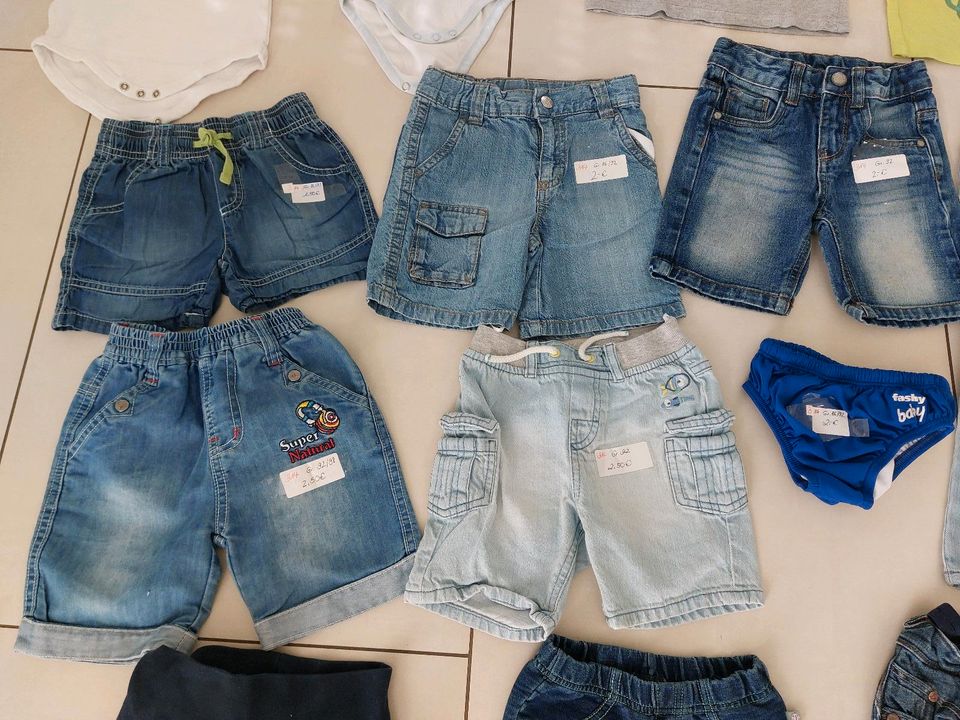 Kleidungspaket XXL Jungen Größe 86 / 92 Hosen Shirts in Breitungen