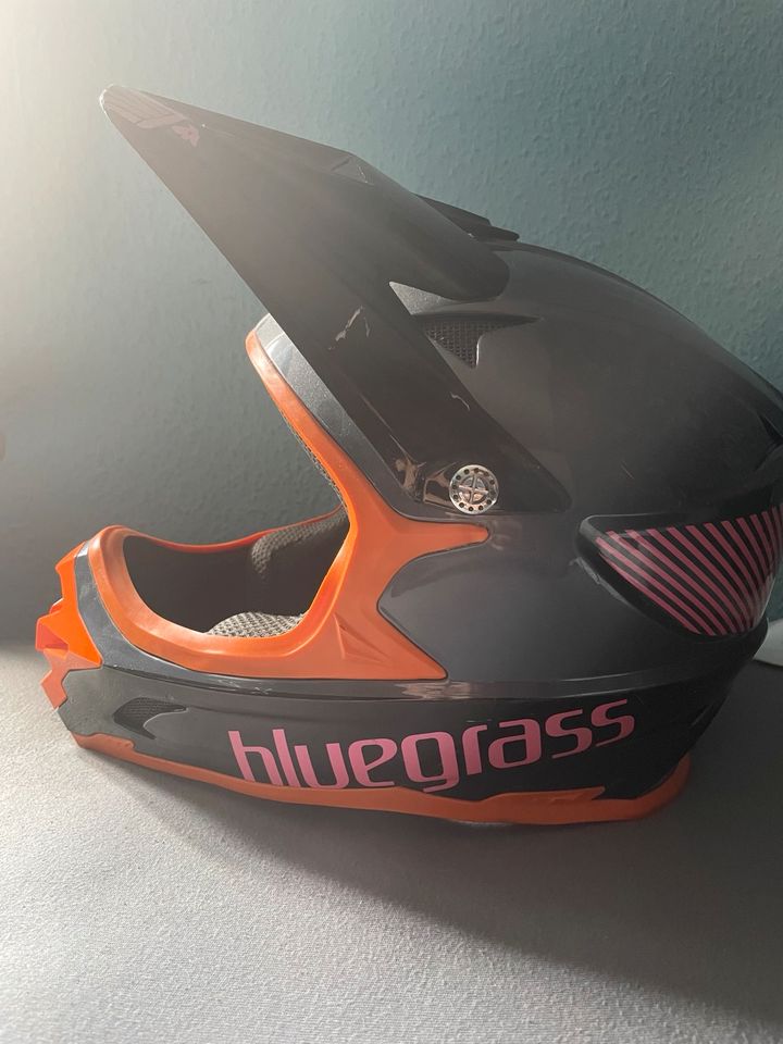 Bluegrass Fullface Helm Größe M in Ilmenau