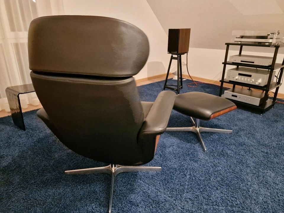 Who’s Perfect Hollywood Relaxsessel mit Hocker Leder Eames in Hebertshausen
