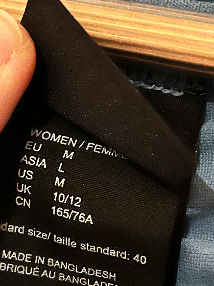 Indigo Blau Damen Scort / Outdoor Rock Gr. M von Jack Wolfskin. in Falkenstein