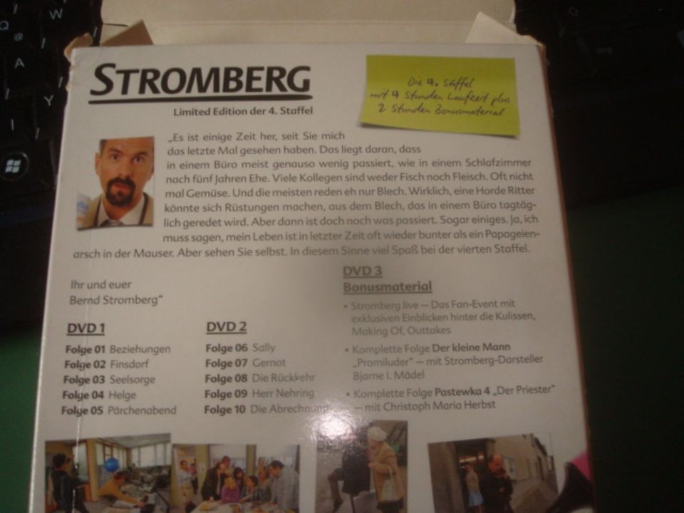 TV Serie Stromberg - Staffeln 1 - 4 + PC Spiel + Taschenbuch in Velbert