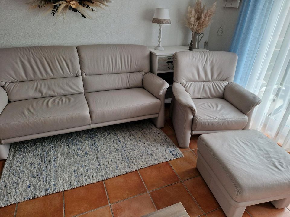 Ledercouch Longlife soft pearl 3-Sitzer in Norderstedt