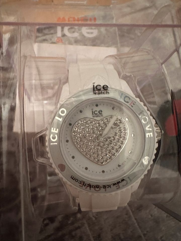 Swarovski Element ICE WATCH ICE LOVE NEU in Bamberg