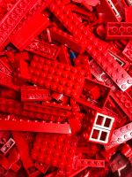 200 Lego Steine Teile Sonderteile flach lang Platten rot Konvolut Nordrhein-Westfalen - Rahden Vorschau