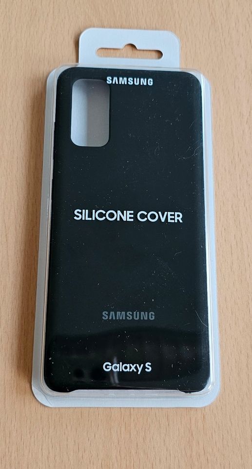 Samsung S20 (OVP) Silikon “Silicone Cover” Schwarz/Grau/Navy/Sky in Duisburg