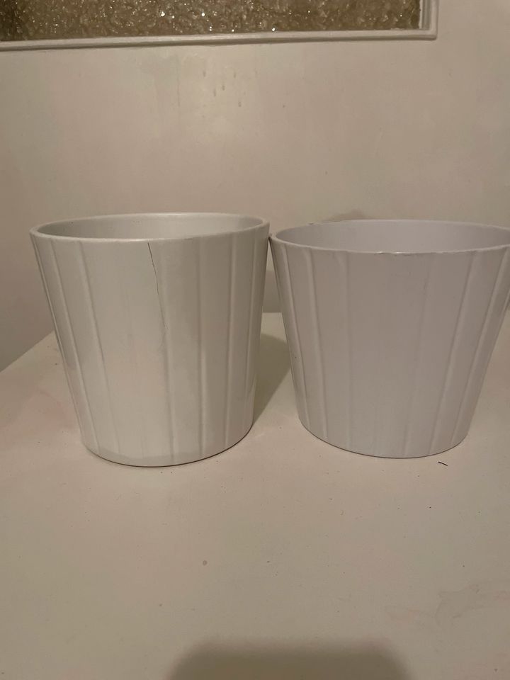 2x Übertopf weiß Muster Blumentopf Ikea für 2,50€ in Köln