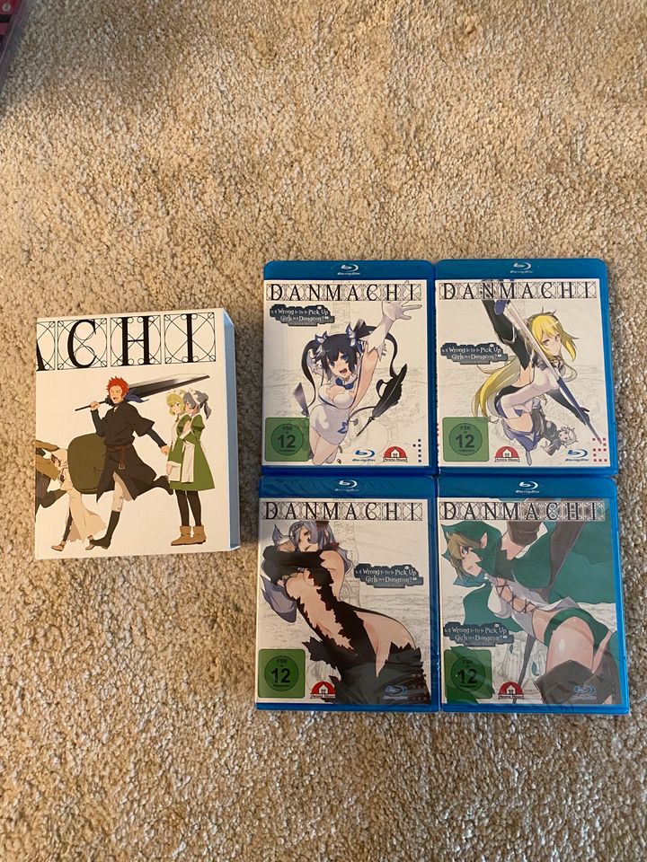 Danmachi Komplett Serie Bluray Ovp neu blu Anime in Niestetal