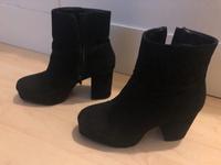 Schwarze Stiefeletten Nordrhein-Westfalen - Herford Vorschau