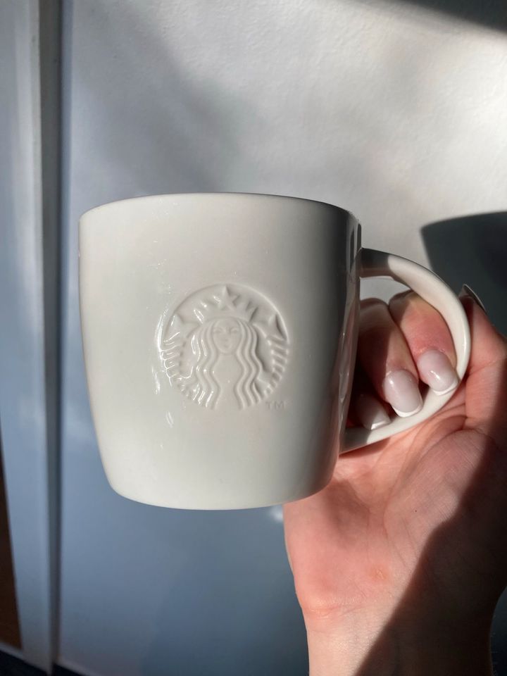 Starbucks Tasse weiß Köln in Niederzier