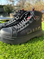 HUGO BOSS Urian Hito Herren / Damen Schuhe Größe 40, NP 199,00€ Nordrhein-Westfalen - Kamen Vorschau