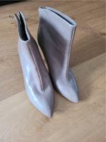 Clarks Stiefelten Leder Gr.37 seht guter Zustand Baden-Württemberg - Waiblingen Vorschau