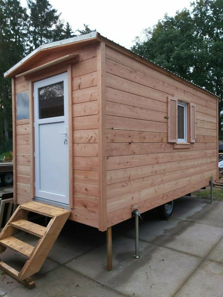 Bauwagen, Tiny House, Gartenhaus auf Rädern in Rickling