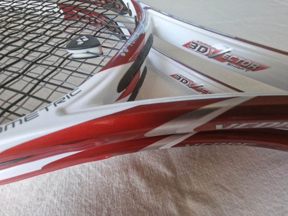 Yonex Vcore 95D in München