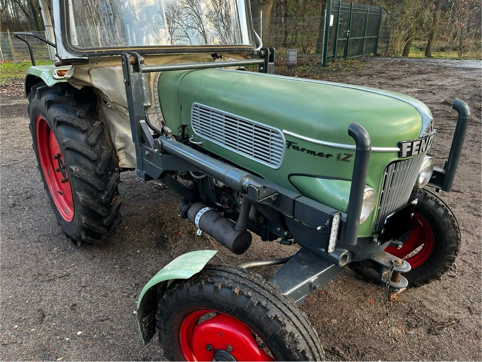 Baas Frontlader mit Konsolen passend für Fendt Farmer 1z in Garrel