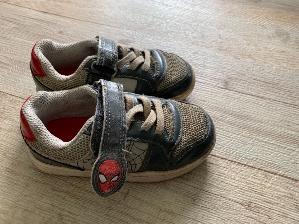 Spidermann  Halbschuhe gr 24 in Cremlingen