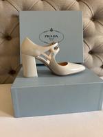 Prada Damenschuhe Heels neu Hessen - Dreieich Vorschau