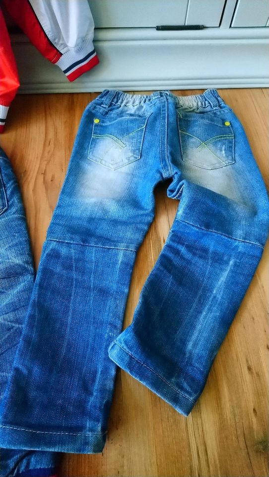 Jeans / Bekleidungspaket in Schlema