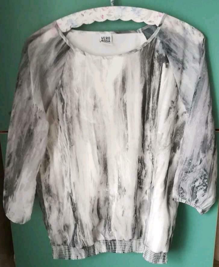 Bluse Vero Moda + Jacke, wie NEU, Schnäppchen zus. 6€ in Netzschkau