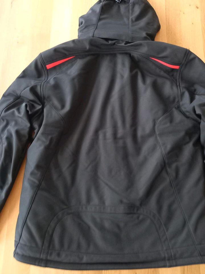 Softshelljacke Engelbert Strauss, FC Bayern Edition, neu! in Eltmann