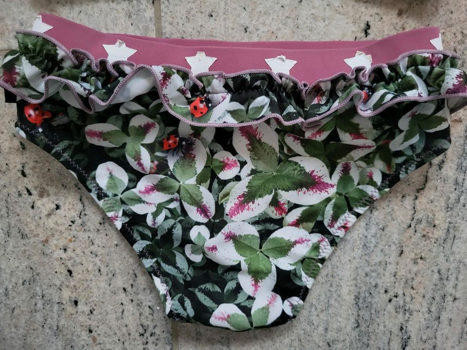 Molo Bikini Glücksklee Marienkäfer gr. 134/140 grün rosa in Walheim