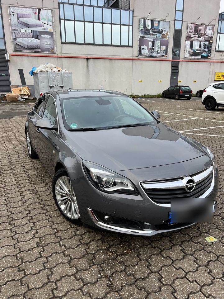Opel Insignia 2,0 CDTI Ad Blue Rückfahrtkamera Xenon top Zustand in Duisburg
