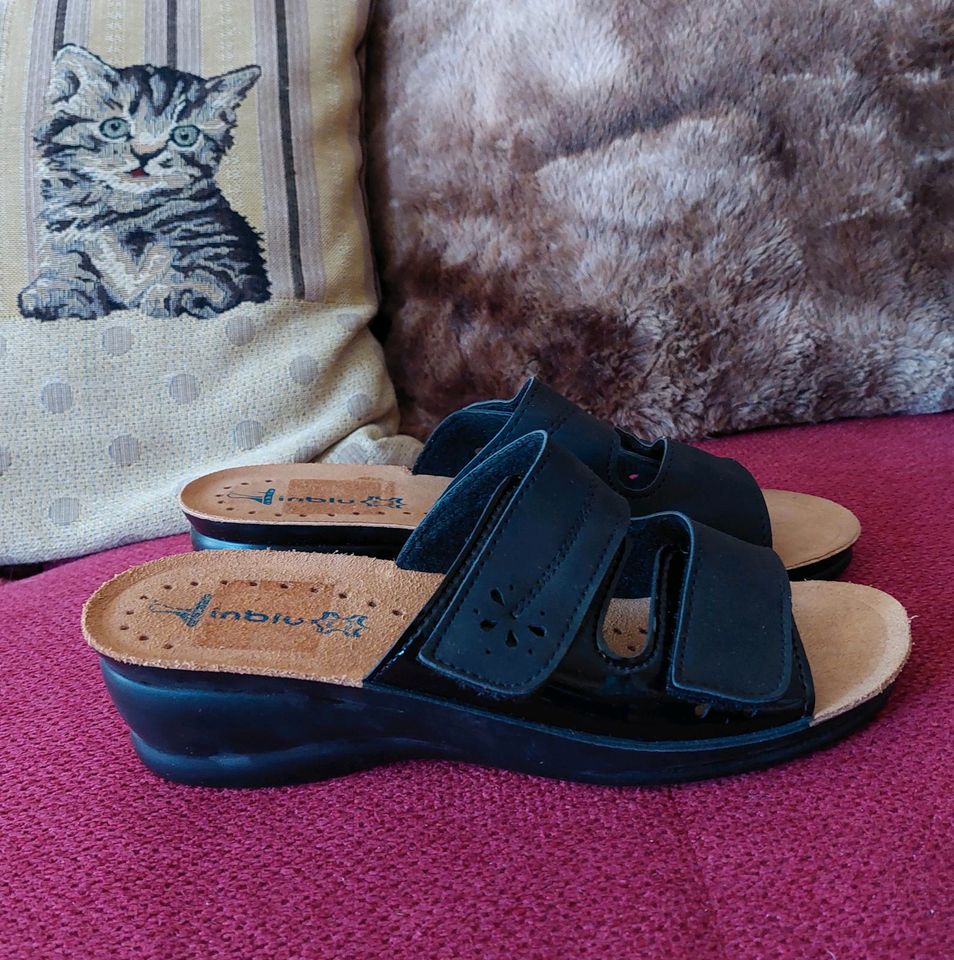 inblu Damen Pantoletten/Slipper/Hausschuhe ♡schwarz♡ Neu♡ Gr.39 in Bad Arolsen