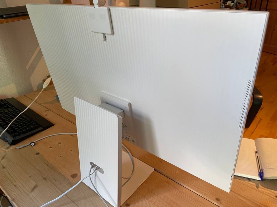 Samsung Smart Monitor M8 in Berlin